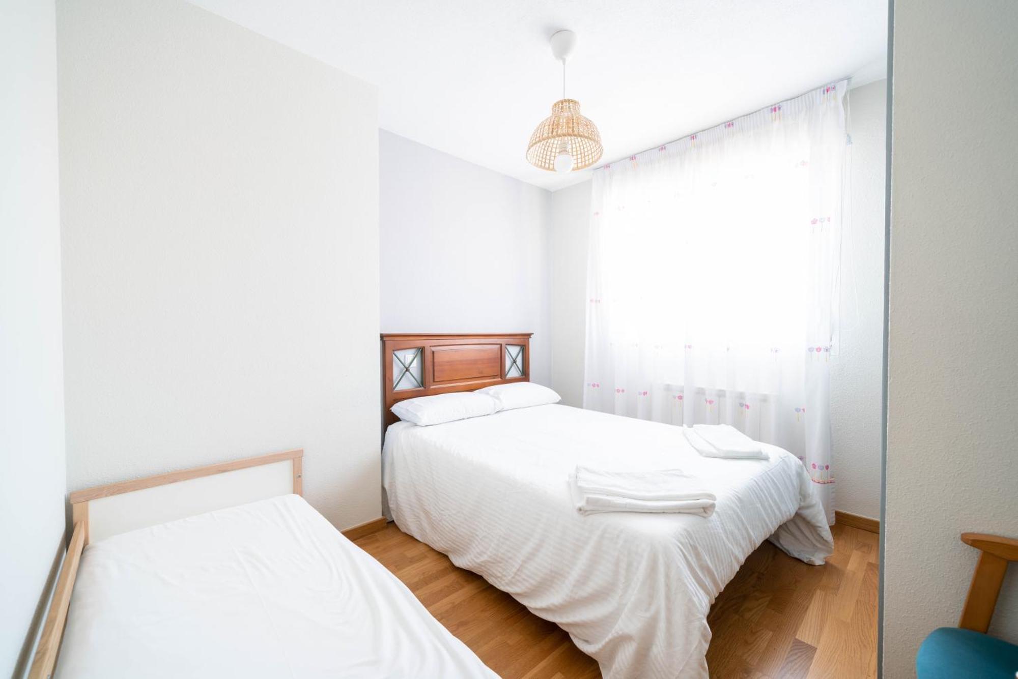 Apartamentos Go- Chalet Calera, Parking Gratuito Arroyo de la Encomienda Εξωτερικό φωτογραφία